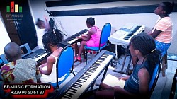 Cours de piano pour enfants